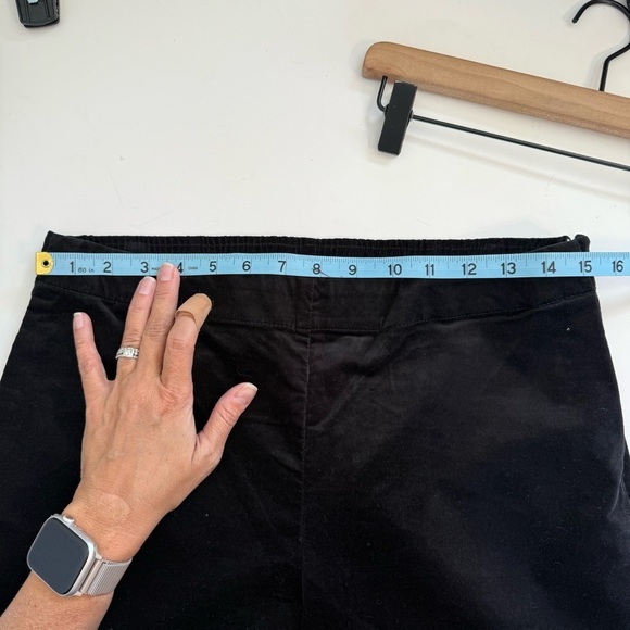 NWT J Jill Black Velvet Pull On Stretch Waist Straight Leg Pants Size 10 - Picture 12 of 12